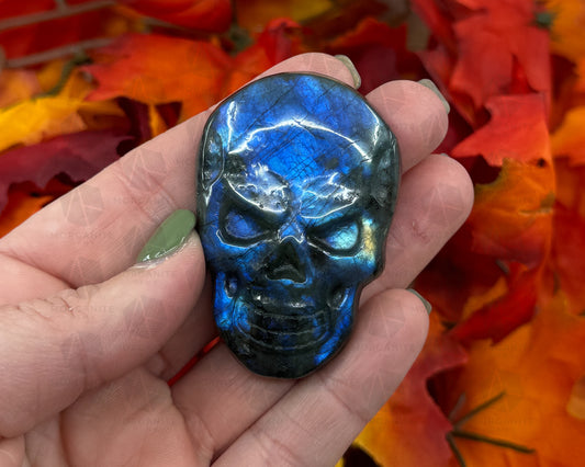 High-Quality Labradorite Skull Carving – Handcrafted Crystal Art - Morganite Gems