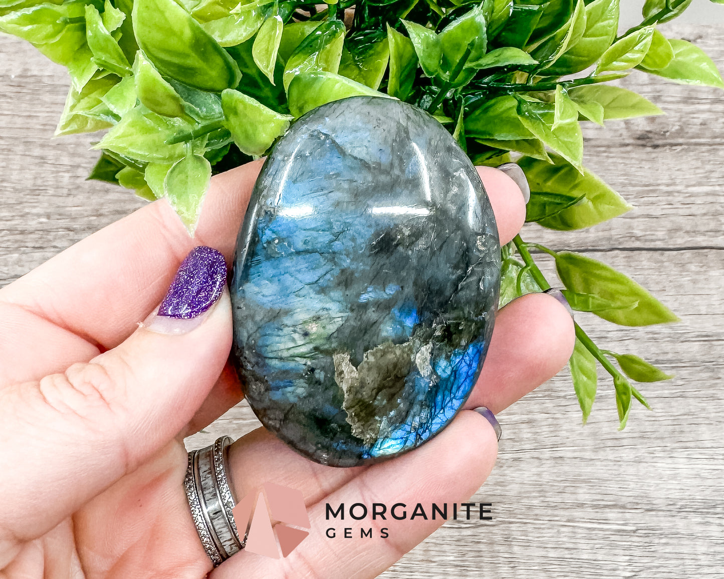 Labradorite Palm Stone – Polished Crystal for Intuition, Protection, and Spiritual Awakening Morganite Gems