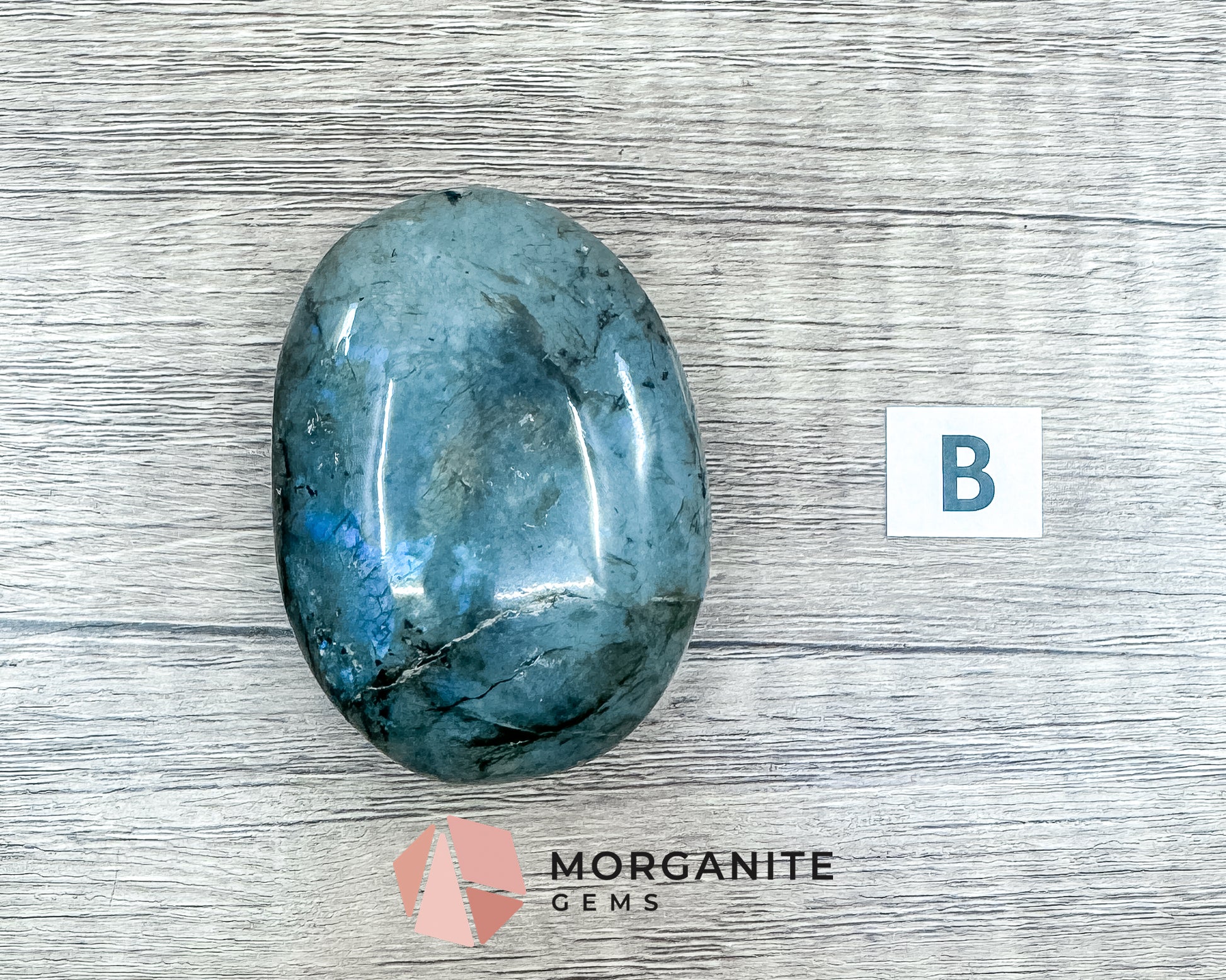 Labradorite Palm Stone – Polished Crystal for Intuition, Protection, and Spiritual Awakening Morganite Gems