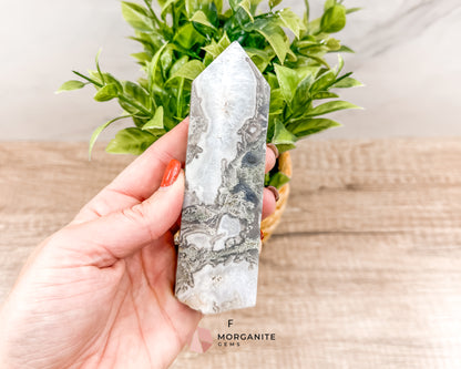 Moss Agate Tower Point – Tranquil Earthy Charm for Spiritual Connection Morganite Gems