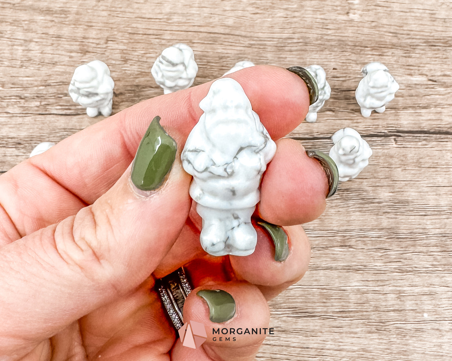 Mini Howlite Santa Crystal Carving – Handcrafted Festive Charm