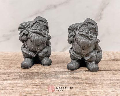 Shungite Santa Claus Carving – Festive Elegance in Natural Stone