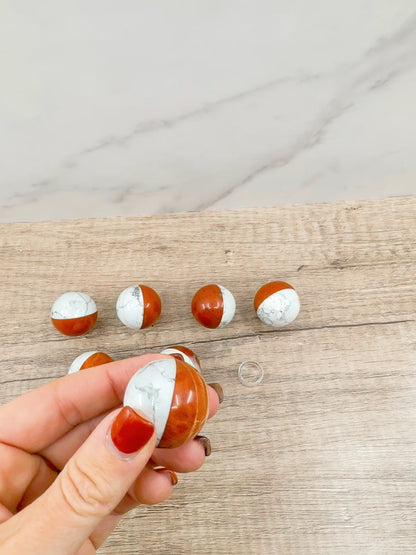 Stone Pokémon Ball in Howlite and Red Jasper – Unique Crystal Ball for Calm, Strength & Collectors