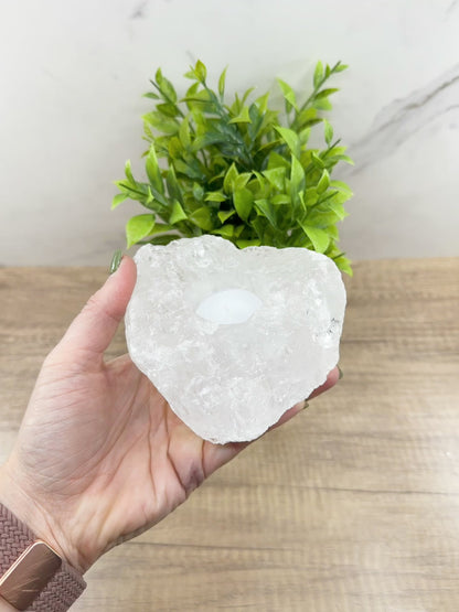 Clear Quartz Candle Holder – Natural Elegance for Warm Ambiance